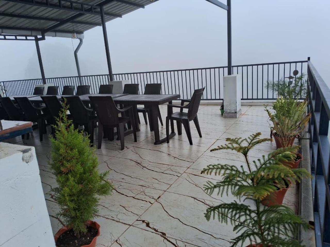 Misty Valley Inn كوديكانال المظهر الخارجي الصورة